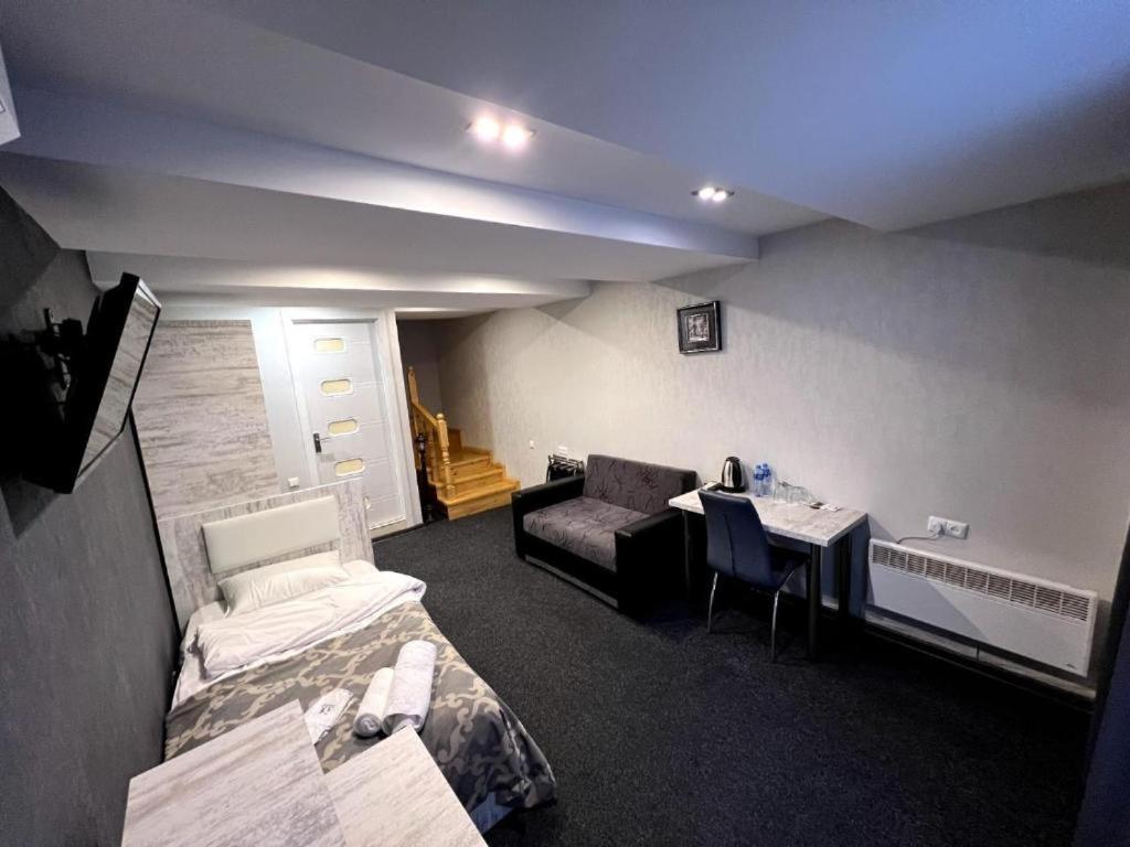 Elno Hotel Tbilisi Luaran gambar